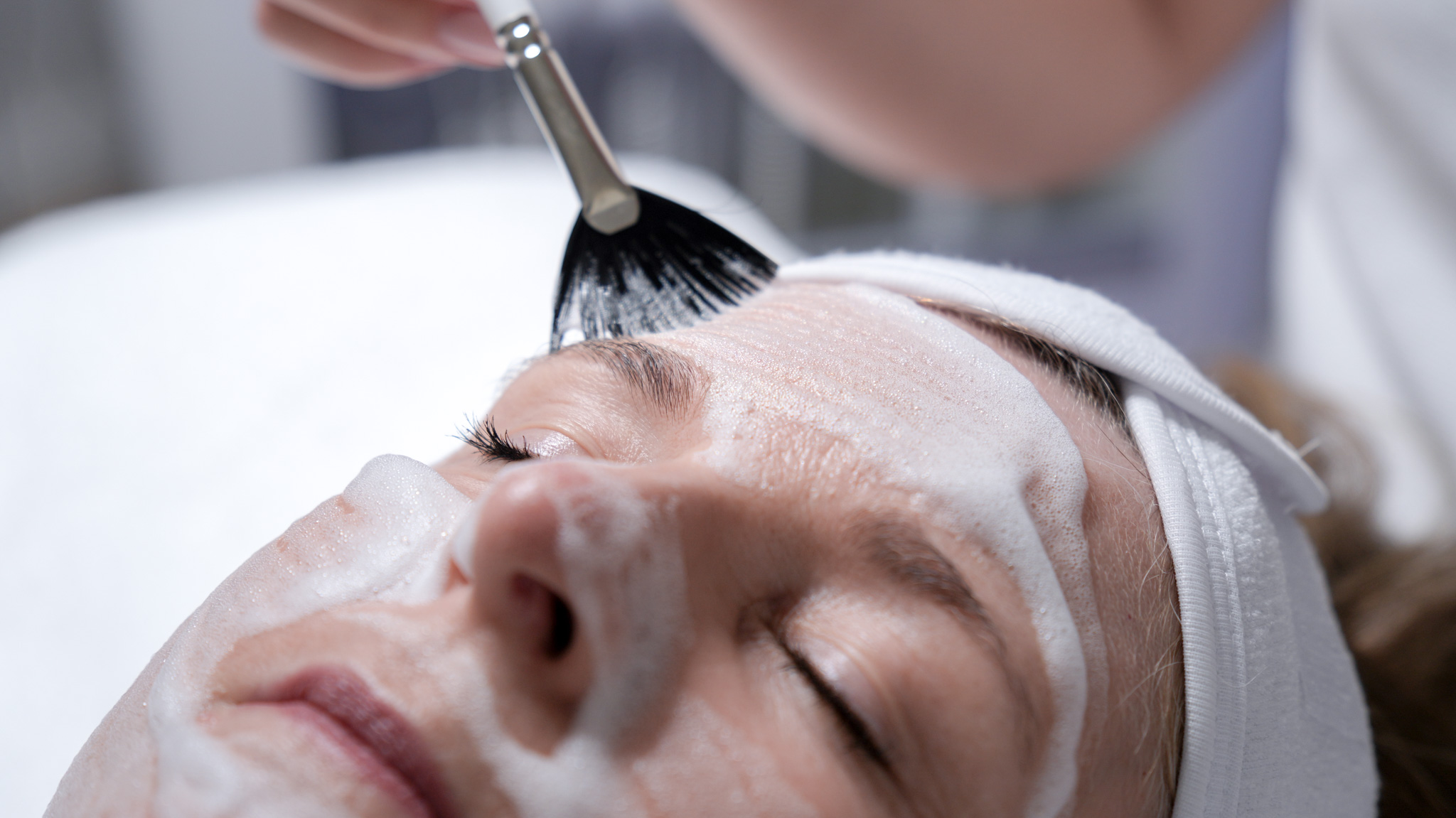 Professionelle Gesichtsbehandlung